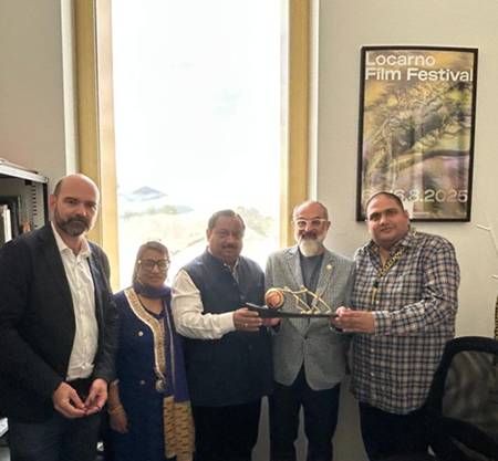 सहज, सरल, सुलभ संत – डॉ. दादू महाराज संस्थापक – गजासीन शनि धाम, इंदौर