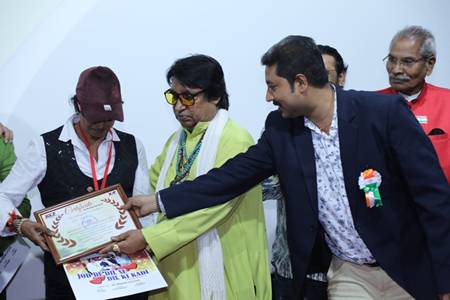 CASCADE OF SHADES Solo Show Of Paintings By Ragini Sinkar In Jehangir Art Gallery