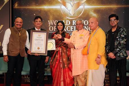Dr Sohini Sastri (Brand Ambassador, World Record Of Excellence) Felicitates 65 Eminent Personalities At The World Record Of Excellence Award Ceremony In Mumbai