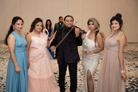 Music Director Summer Khan Rocked Bollywood With The Music Video Tum Bin Jogan