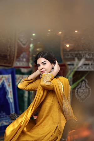 Actress & Model Nivedita Chandel Draped In Grace Rooted In Confidence Desi Fashion Poise And Modern Femininity