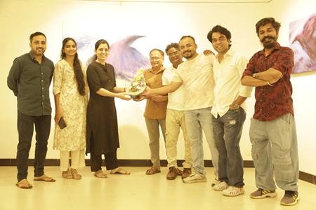 “Listening To Birds” Solo Show Of Paintings By Contemporary Artist Mahananda Sagare In Jehangir Art Gallery