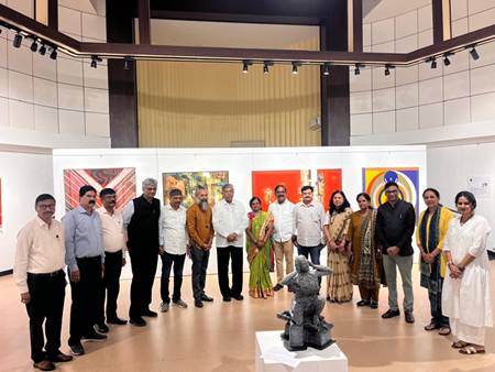 “The Sixth Sense” Paintings & Sculpture Exhibition By 5 Contemporary Renowned Artists In Jehangir Art Gallery